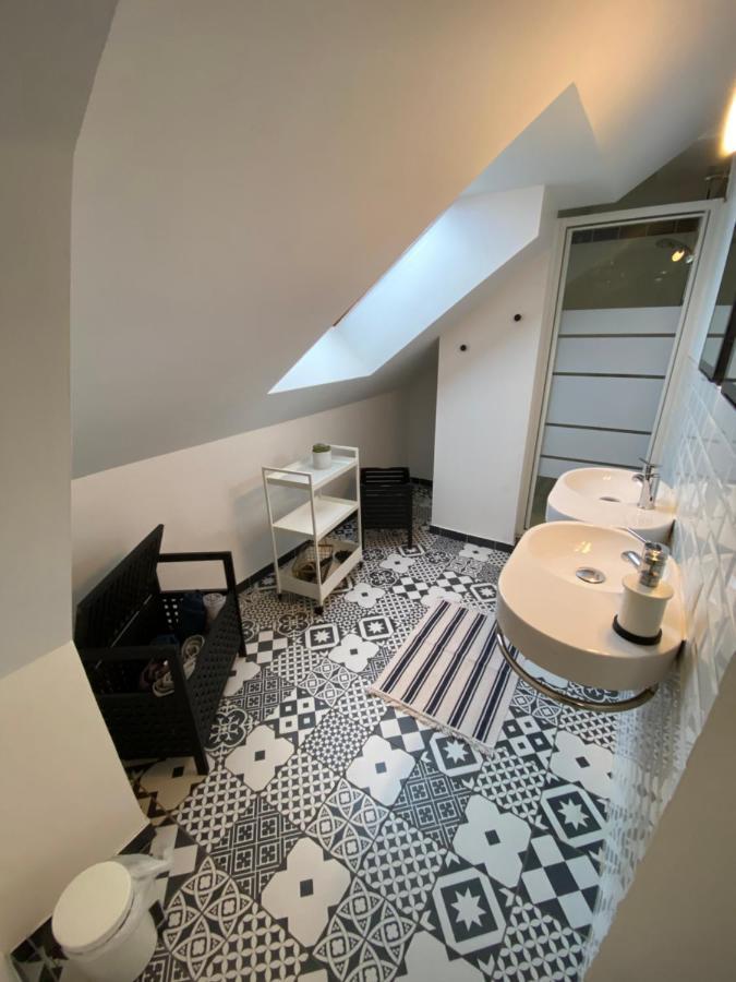 Appartement Hyper Centre Cathedrale Avec Parking Gratuit Amiens Ngoại thất bức ảnh